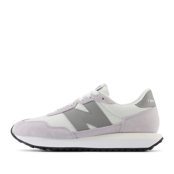 NEW BALANCE WOMENS 237 COMFORT DAILY SNEAKER - Picture 3 of 6